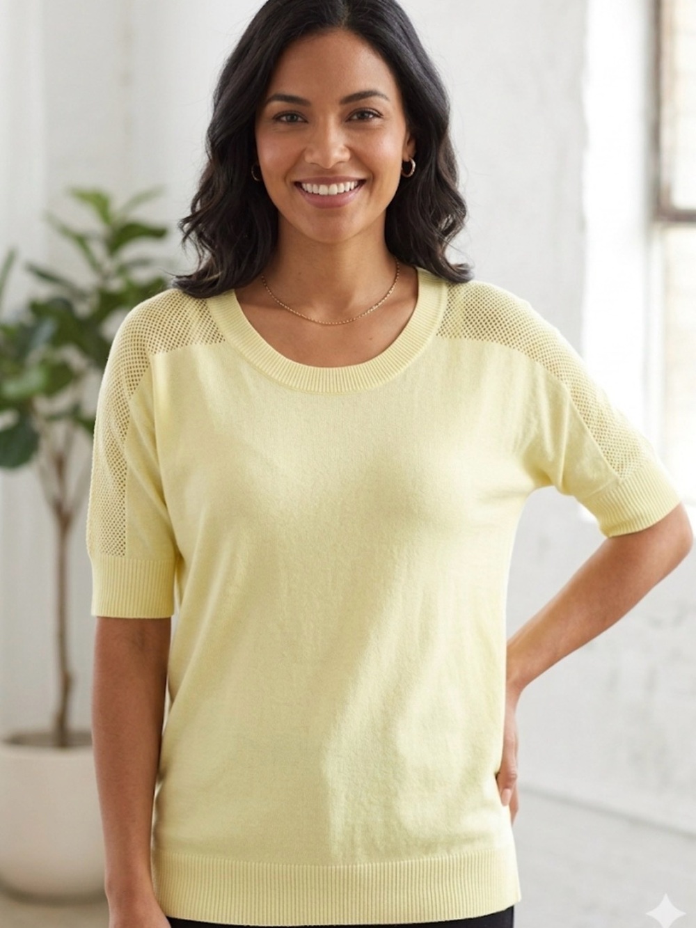 Mossimo Supply Co. Pale Yellow Short Sleeve Knit Top